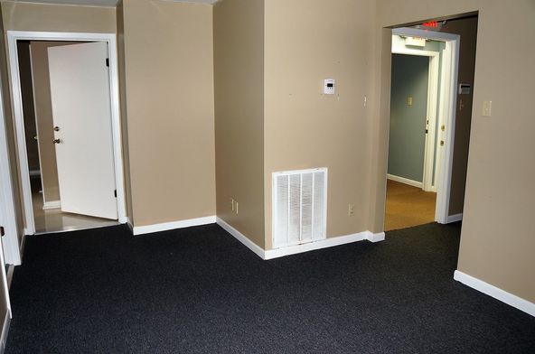 3032 Ridgelake Dr., Suites 201